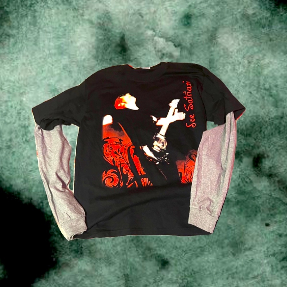 Joe Satriani concert shirt 🎸